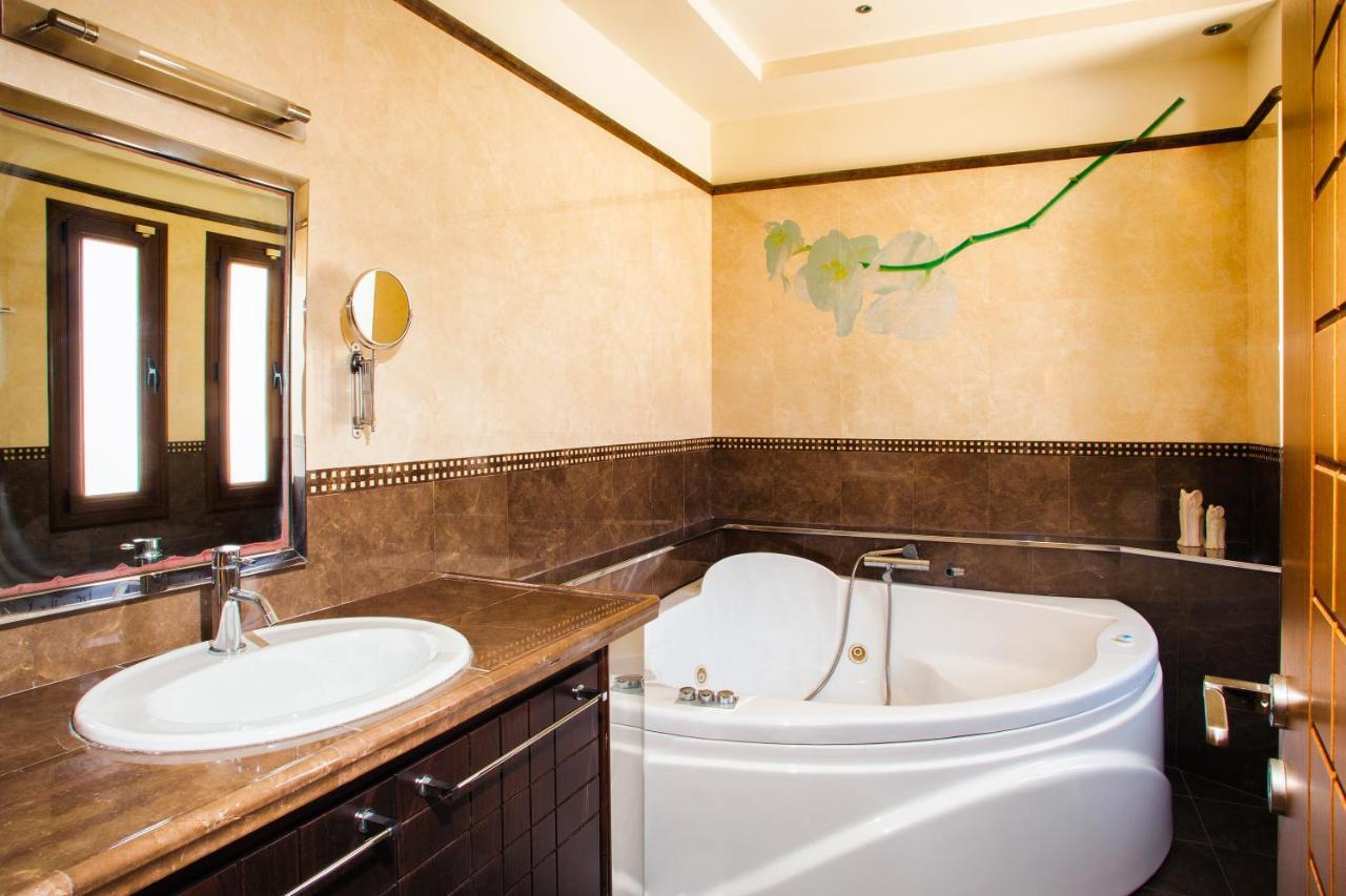 Grand Villa Santorini إيميروفيغلي المظهر الخارجي الصورة